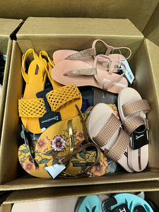 Premium Women's Flip-Flops/Slides/Sandals - 25 Pairs