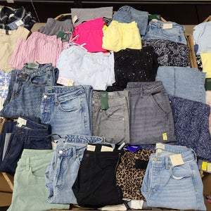 Target Womens Clothes (1000-1100 Pieces)