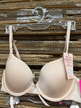Mixed Brand Bras (250 Pieces)