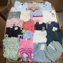 Target Womens Clothes (1000-1100 Pieces)