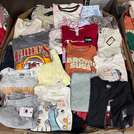 Target Womens Clothes (900-1100 Pieces)