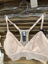 Mixed Brand Bras (250 Pieces)