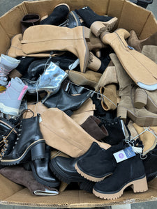 Target Womens Boots (140 Pairs)