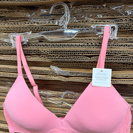 Mixed Brand Bras (250 Pieces)