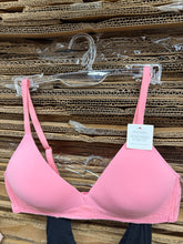 Mixed Brand Bras (250 Pieces)