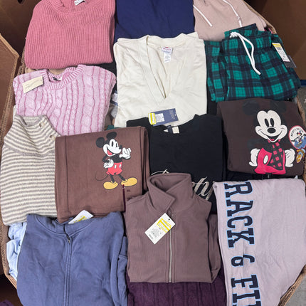 Target Womens Winter Clothes (500-550 Pieces)