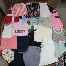 Target Womens Clothes (1000-1100 Pieces)