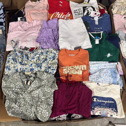 Target Womens Clothes (900-1100 Pieces)
