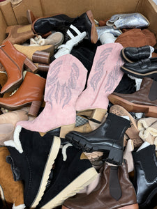 Womens Boots Truckload (4330 Pairs)