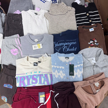 Target Womens Winter Clothes (500-550 Pieces)